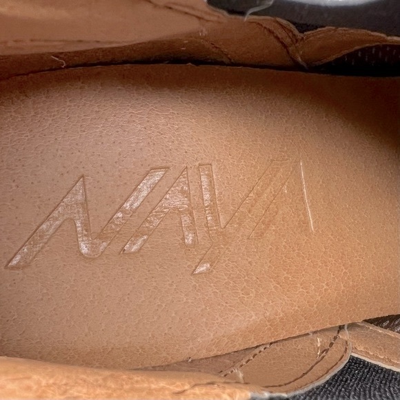 NAYA Felix Hidden Wedge Ankle Bootie - Picture 10 of 11